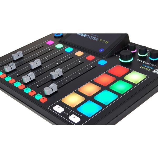 Rode Rodecaster Pro II Mic Bundle1
